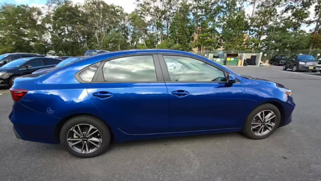 Used 2024 Kia Forte LXS Sedan