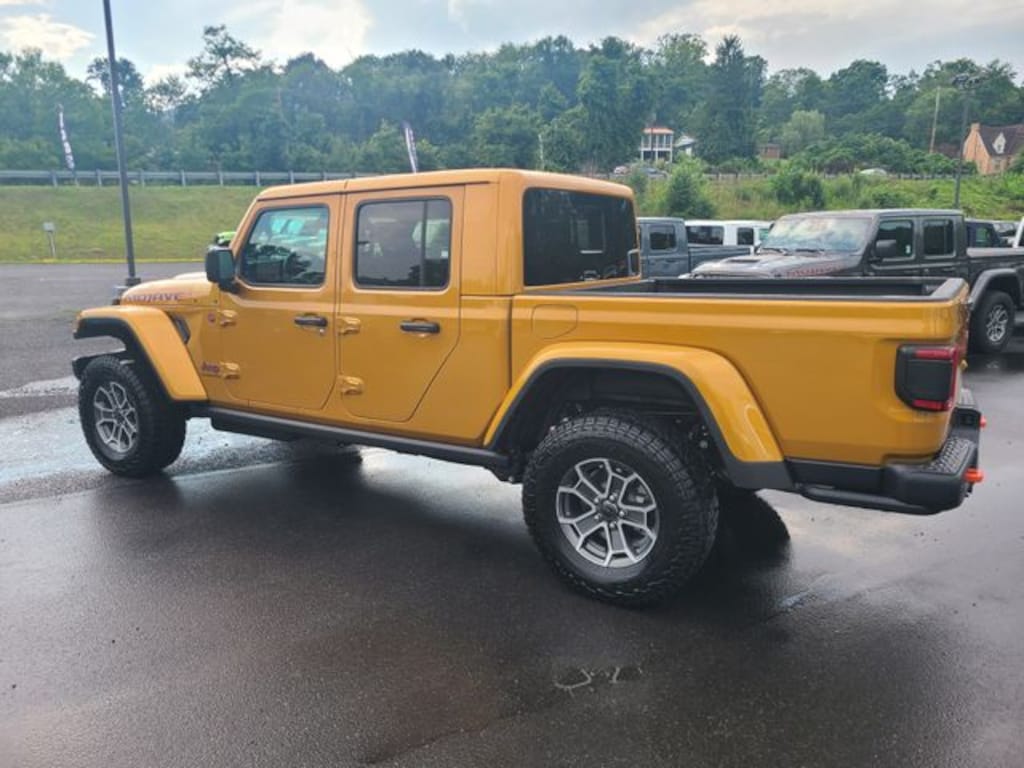 New 2026 Jeep Gladiator MOJAVE X 4X4 Pickup