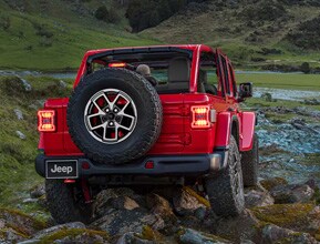 rock-trac 4x4 system and 4 1 low gear ratio