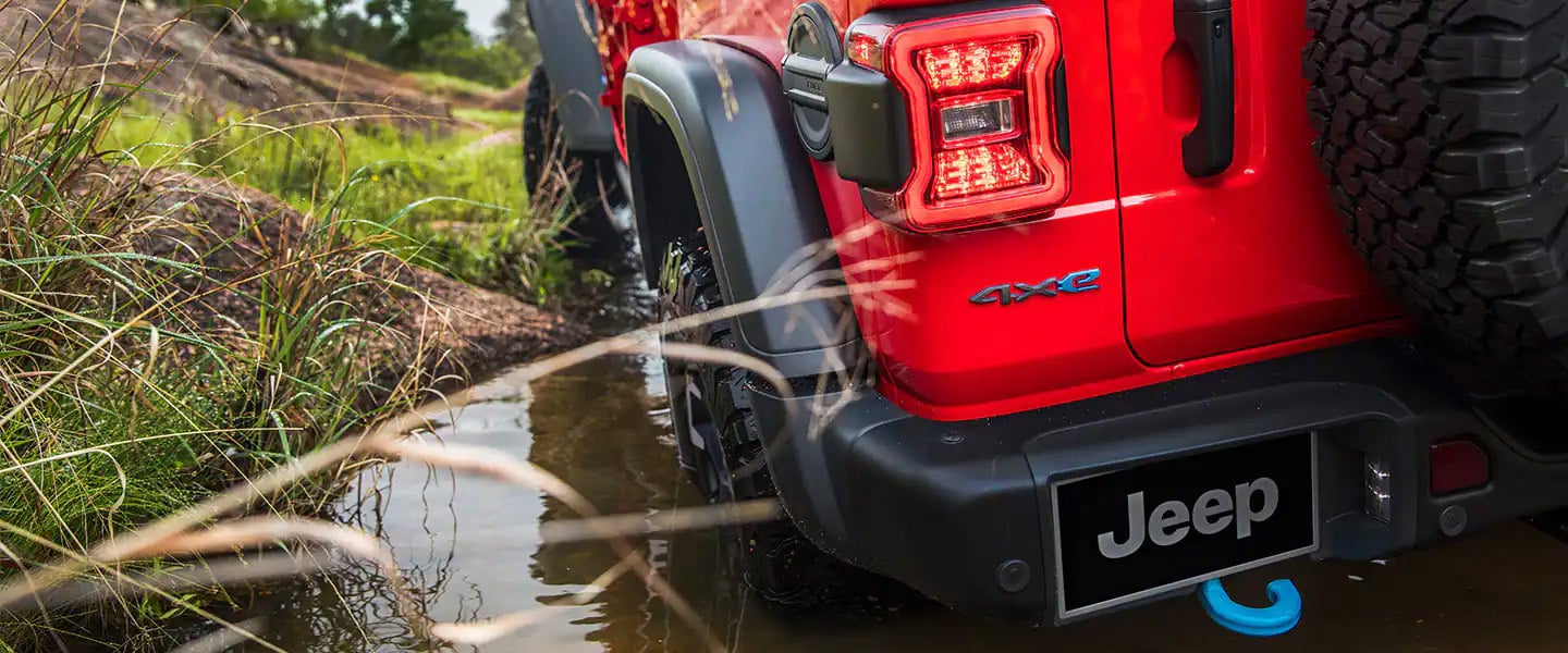 2025 Jeep Wrangler image 7