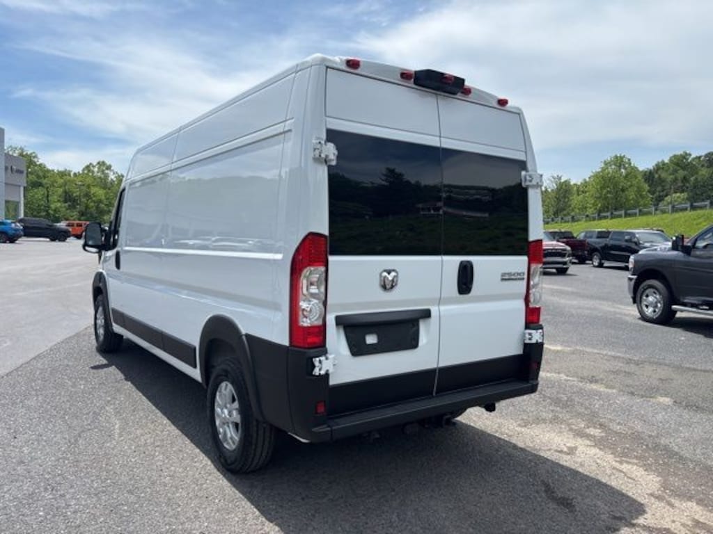 New 2025 Ram ProMaster PROMASTER 2500 SLT CARGO VAN HIGH ROOF 159' WB Cargo Van