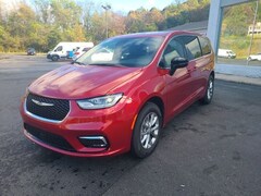 2026 Chrysler Pacifica SELECT AWD Passenger Van