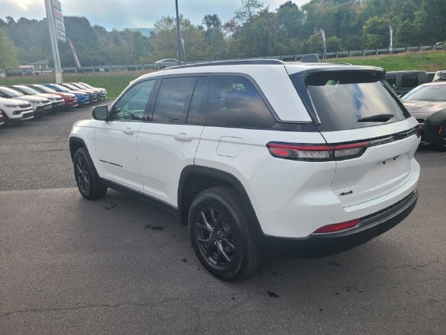 New 2027 Jeep Grand Cherokee LAREDO ALTITUDE 4X4 Sport Utility