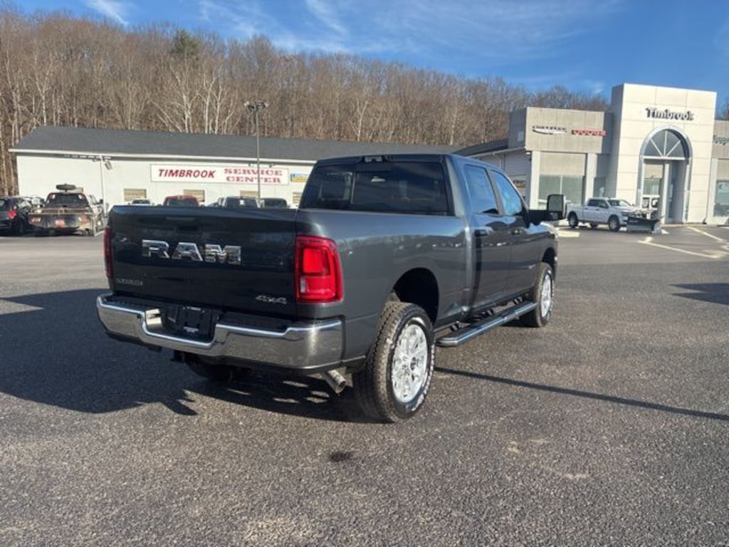 New 2026 Ram 2500 LARAMIE CREW CAB 4X4 6'4 BOX Pickup