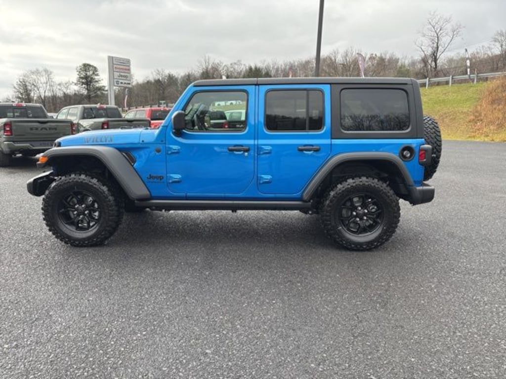 New 2026 Jeep Wrangler 4-DOOR WILLYS Sport Utility