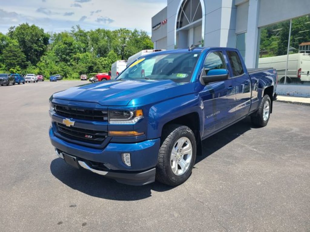 Certified 2017 Chevrolet Silverado 1500 LT Truck