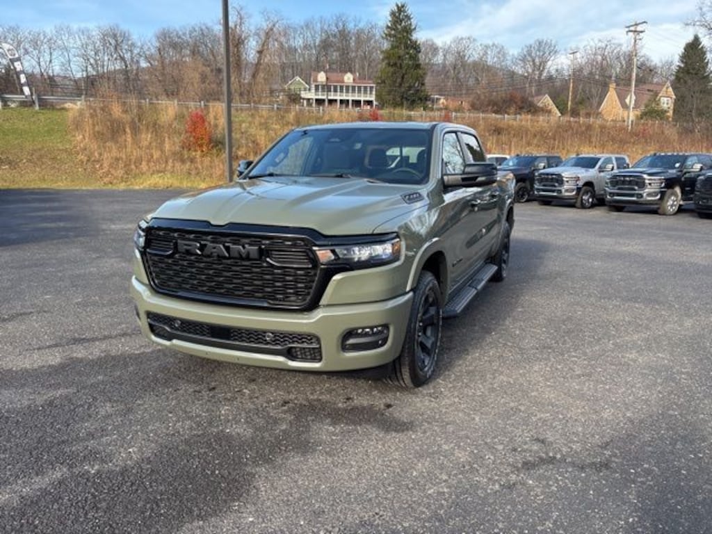 New 2026 Ram 1500 BIG HORN CREW CAB 4X4 5'7 BOX Pickup