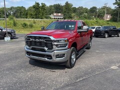 2025 Ram 2500 TRADESMAN CREW CAB 4X4 6'4 BOX Pickup
