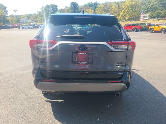 2021 Toyota RAV4 Hybrid XSE photo 4