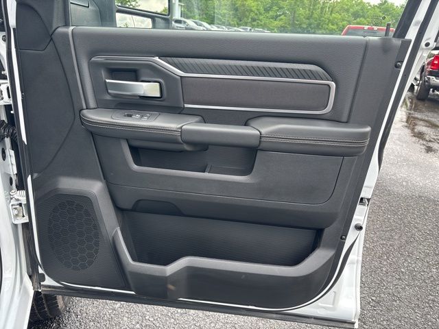 2025 RAM 2500 Big Horn - Photo 18