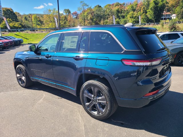 New 2027 Jeep Grand Cherokee 2 Row LIMITED 4X4 Sport Utility