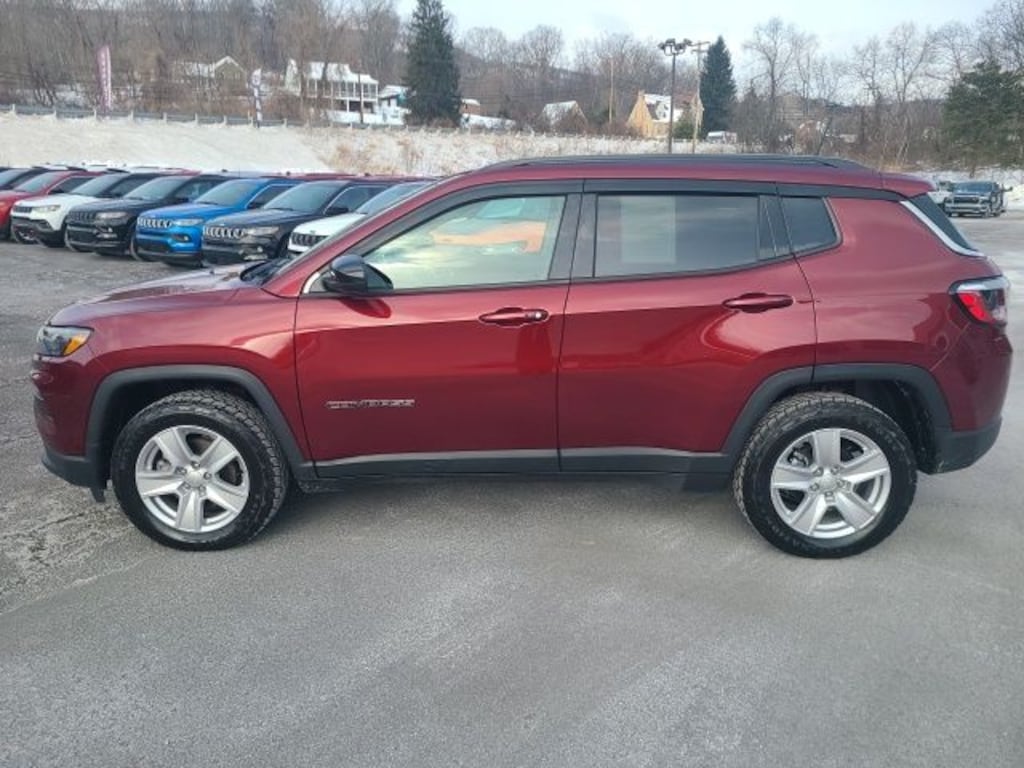 Used 2022 Jeep Compass Latitude SUV