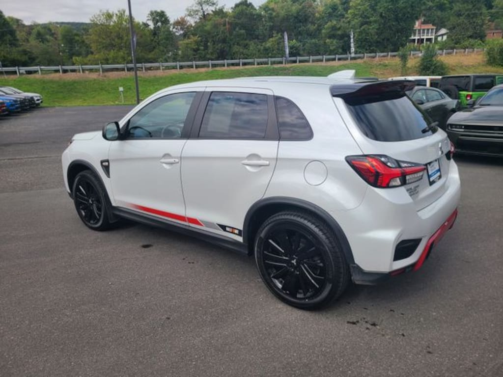 Used 2023 Mitsubishi Outlander Sport 2.0 LE SUV
