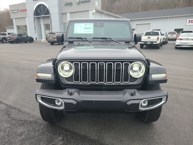 2025 Jeep Wrangler 4-Door Sahara - Photo 8