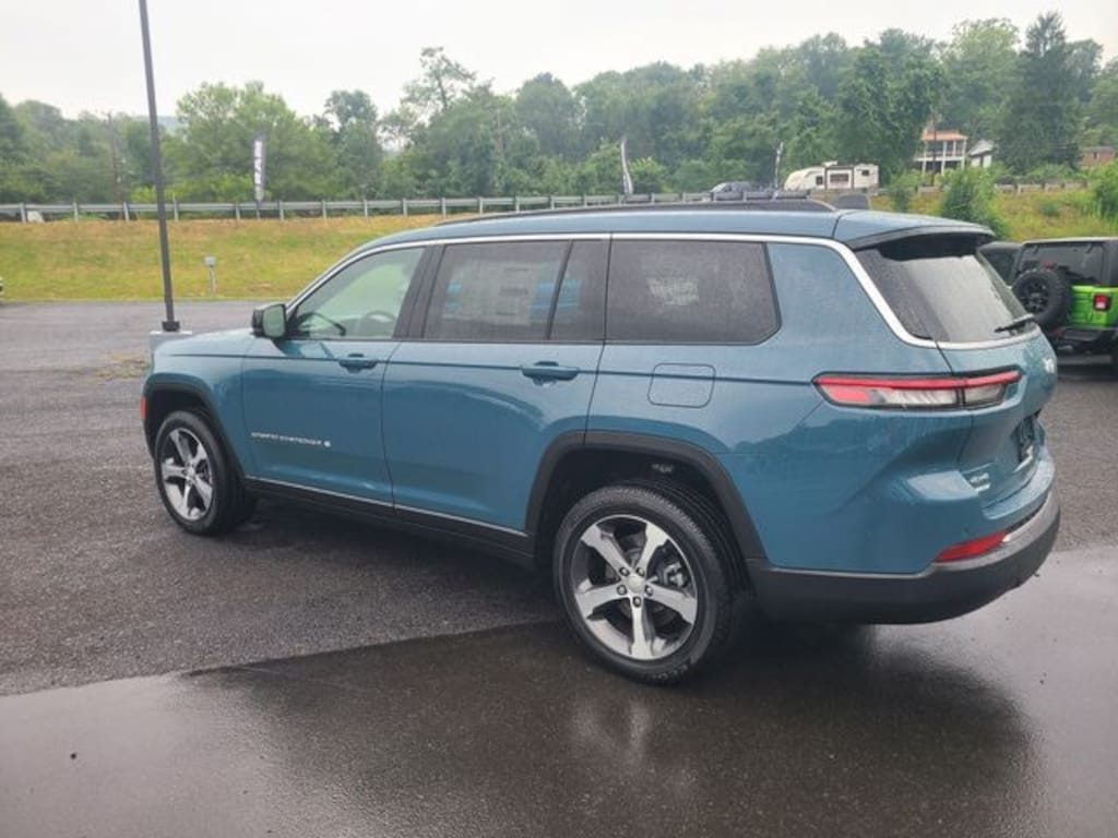 New 2026 Jeep Grand Cherokee L LIMITED 4X4 Sport Utility