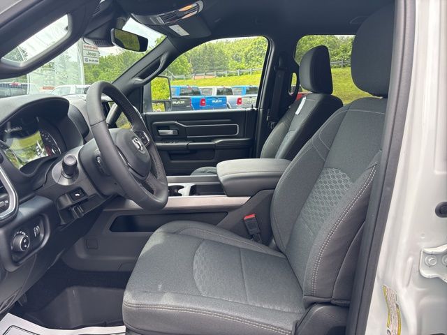 2025 RAM 2500 Big Horn - Photo 8