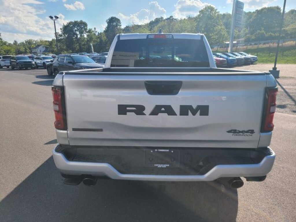 New 2026 Ram 1500 BIG HORN CREW CAB 4X4 5'7 BOX Pickup