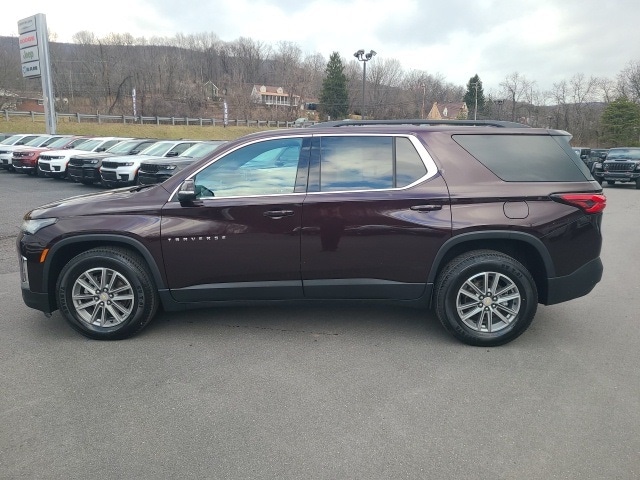 Certified 2022 Chevrolet Traverse 1LT with VIN 1GNEVGKWXNJ162227 for sale in Cumberland, MD