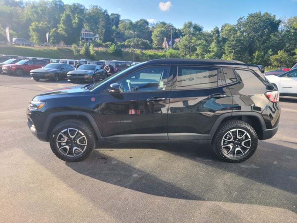 New 2026 Jeep Compass TRAILHAWK 4X4 Sport Utility