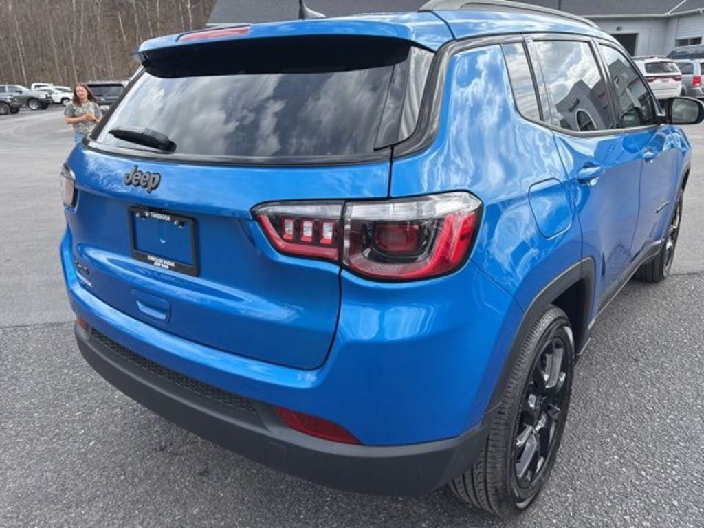 New 2026 Jeep Compass LATITUDE ALTITUDE 4X4 Sport Utility