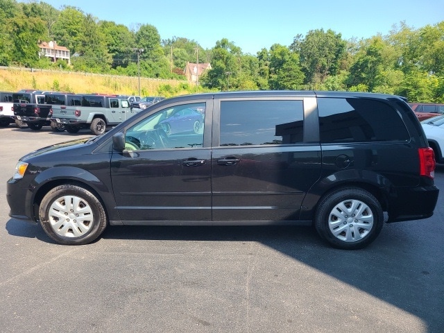Used 2017 Dodge Grand Caravan SE with VIN 2C4RDGBG6HR831079 for sale in Cumberland, MD