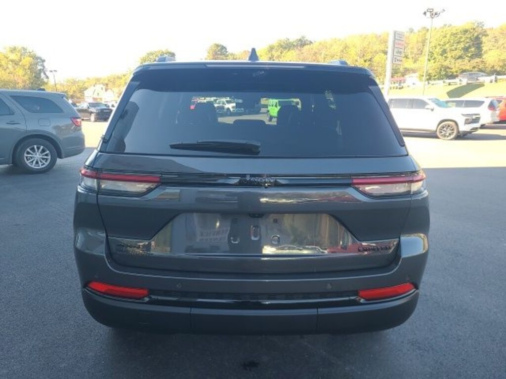 New 2025 Jeep Grand Cherokee LIMITED 4X4 Sport Utility