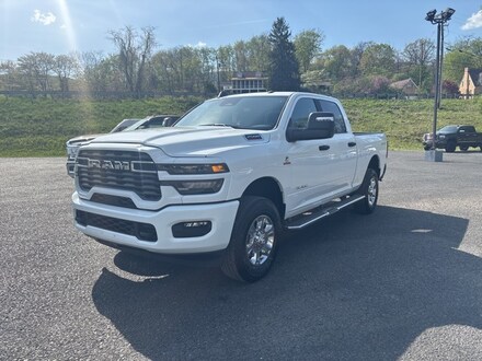 2025 Ram 2500 BIG HORN CREW CAB 4X4 6'4 BOX Pickup