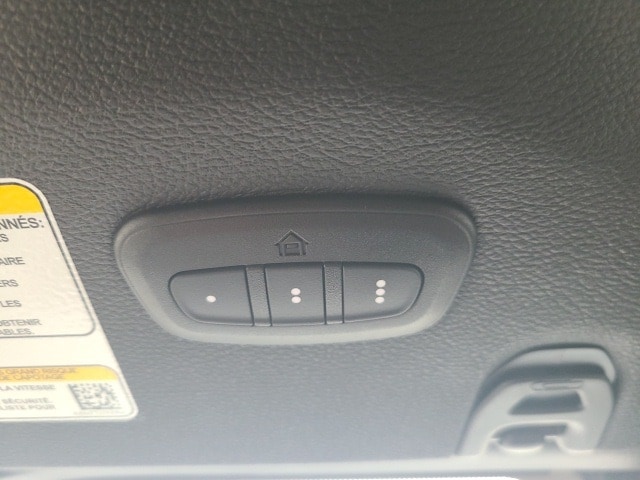2025 Jeep Wrangler 4-Door Sahara - Photo 20