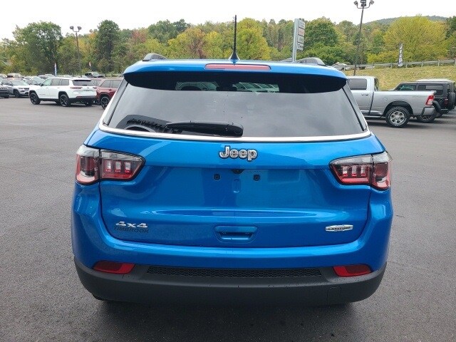 2025 Jeep Compass Latitude photo 4