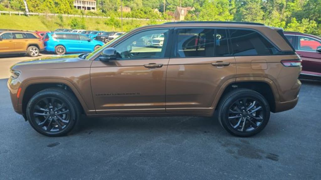 New 2026 Jeep Grand Cherokee LIMITED RESERVE 4X4 Sport Utility