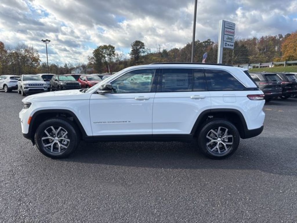 New 2025 Jeep Grand Cherokee LIMITED 4X4 Sport Utility