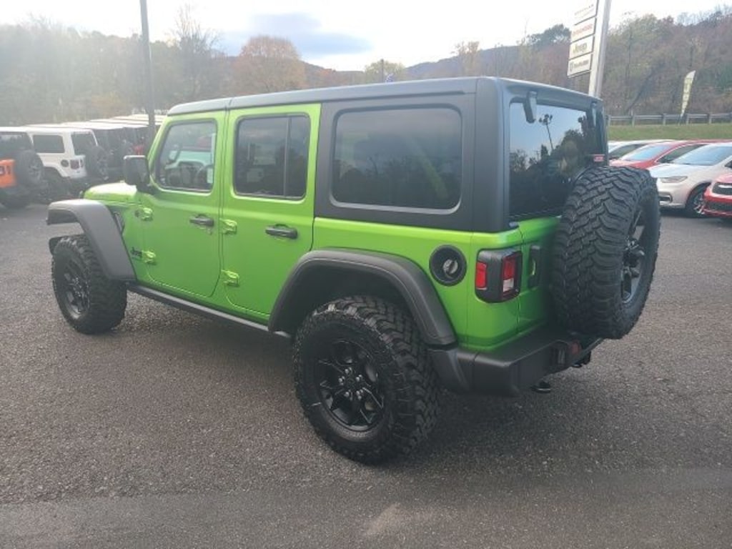 New 2026 Jeep Wrangler 4-DOOR WILLYS Sport Utility