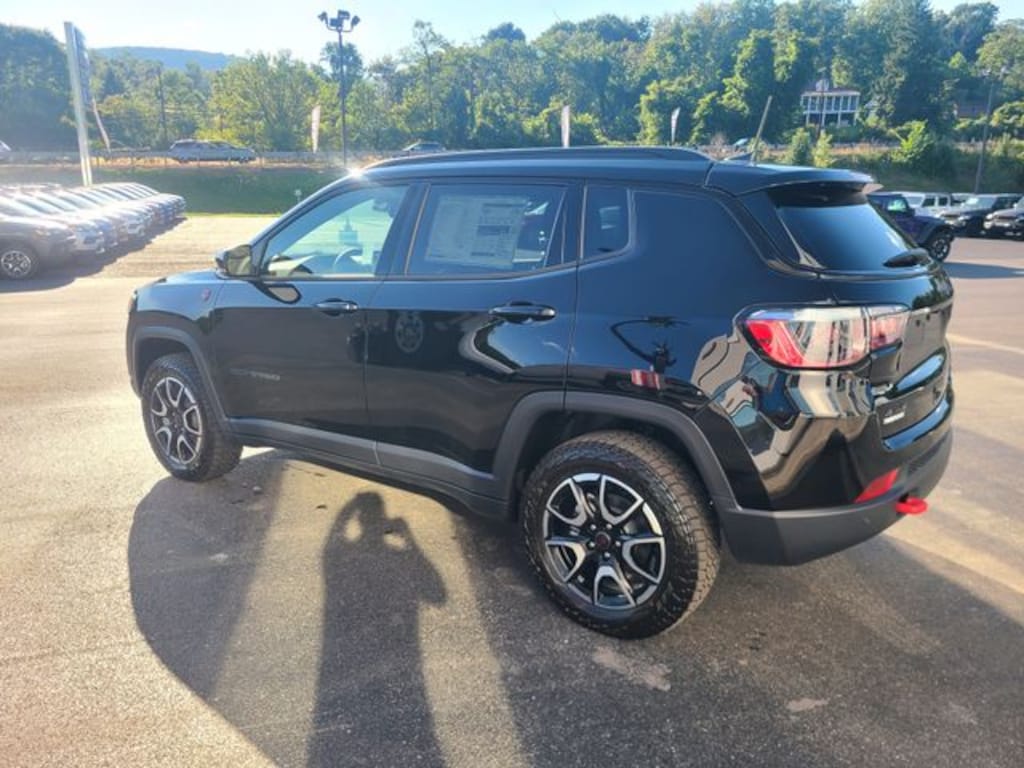 New 2026 Jeep Compass TRAILHAWK 4X4 Sport Utility