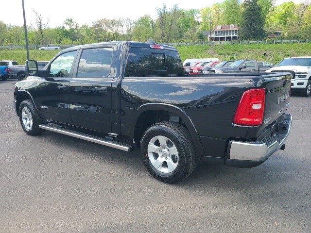 2025 Ram 1500 Big Horn photo 3