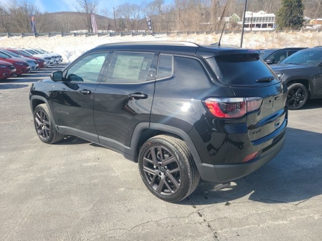 New 2026 Jeep Compass LATITUDE ALTITUDE 4X4 Sport Utility