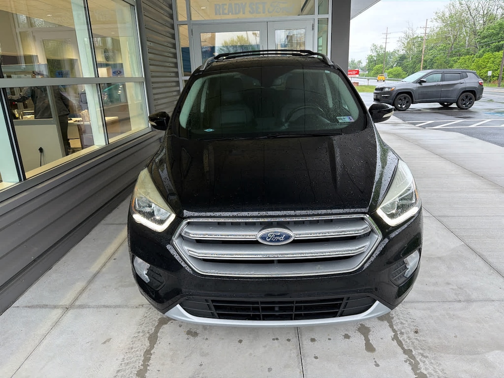 Used 2017 Ford Escape Titanium 4WD