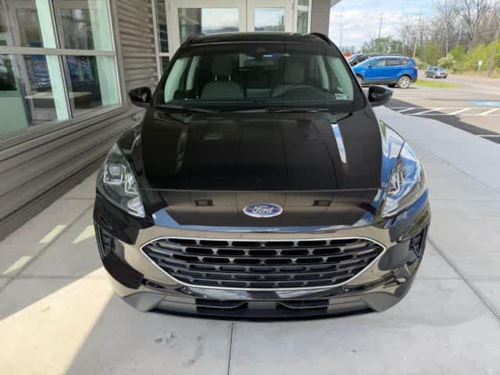 Used 2022 Ford Escape SE AWD
