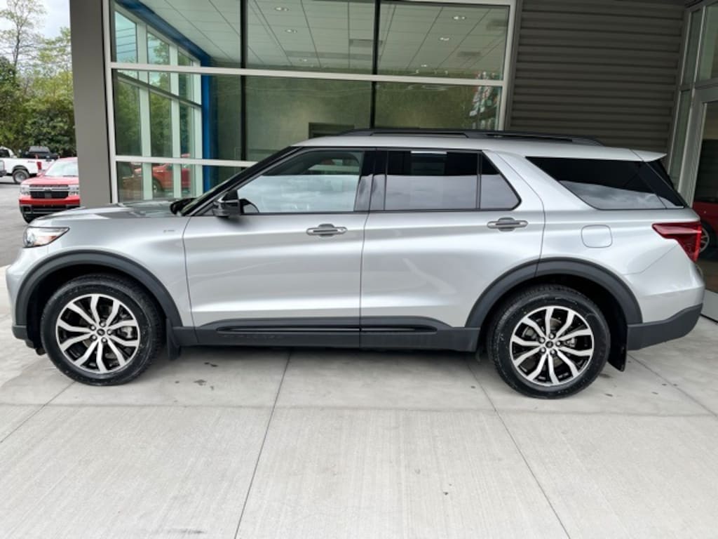 Used 2023 Ford Explorer ST-Line SUV