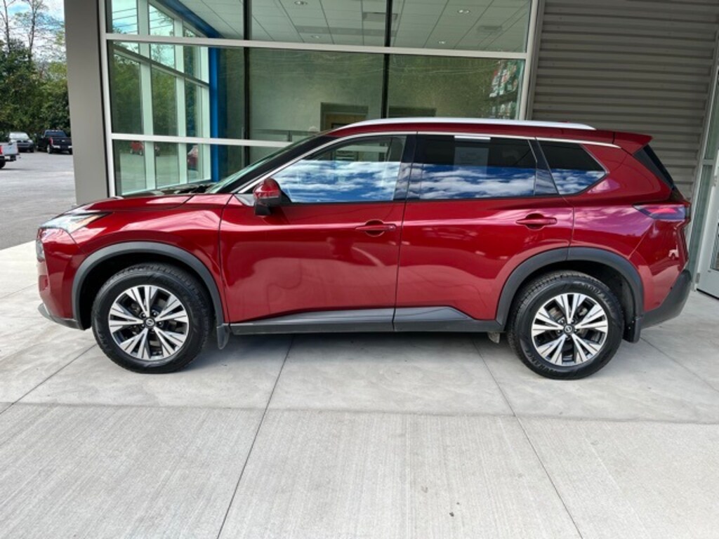 Used 2021 Nissan Rogue SV SUV