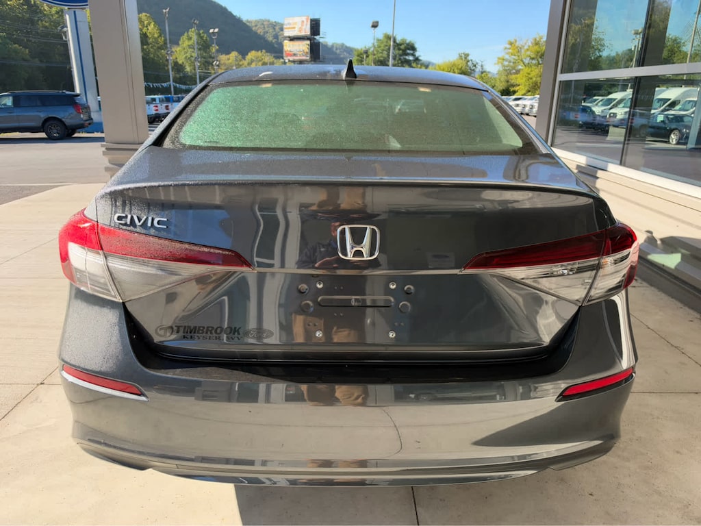 Used 2025 Honda Civic LX CVT