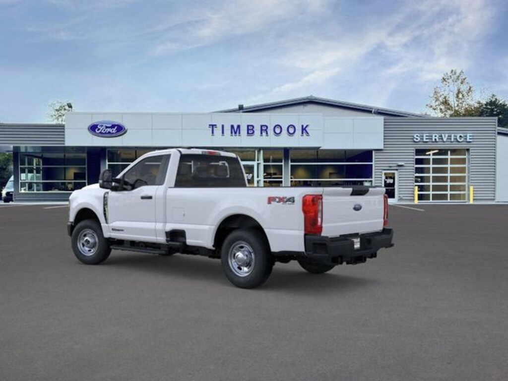 New 2025 Ford F-250SD XLT Truck