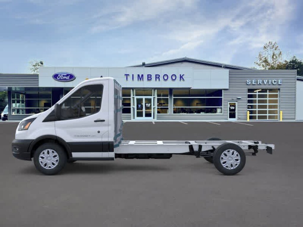New 2025 Ford Transit Cutaway Base Cab/Chassis