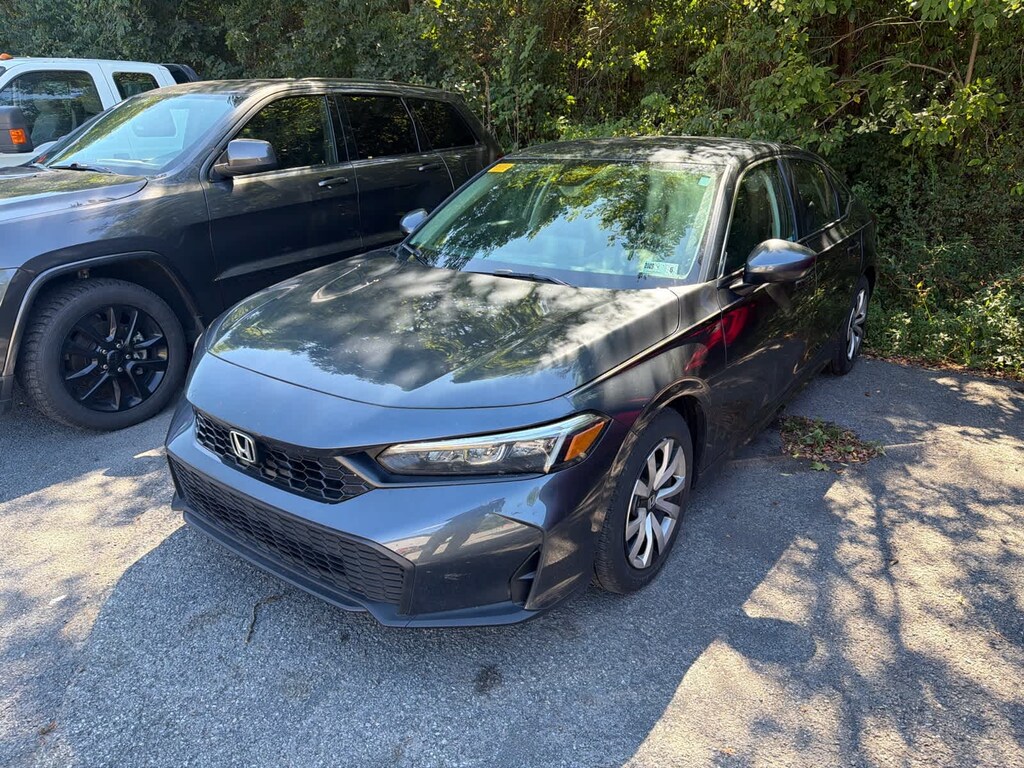 Used 2025 Honda Civic LX CVT
