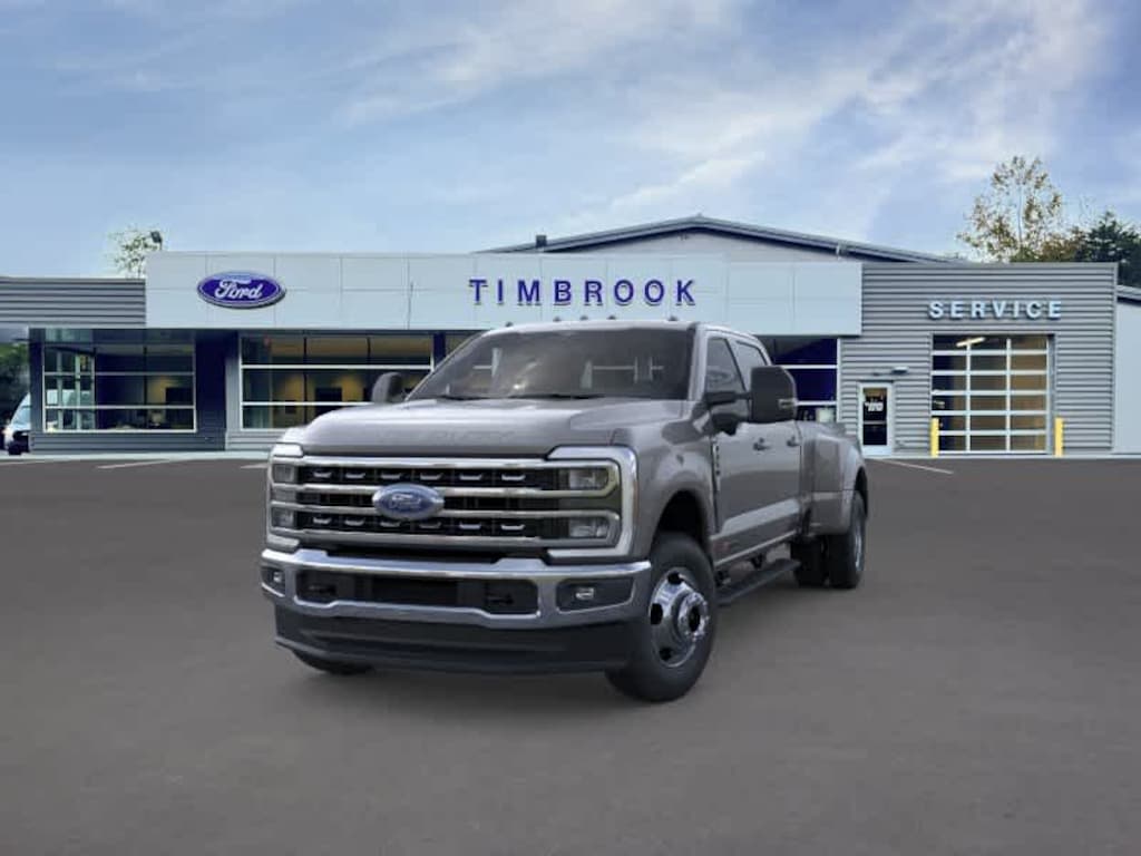 New 2026 Ford Super Duty F-350 DRW 4WD Crew Cab 8 Box 4WD Crew Cab 8 Box