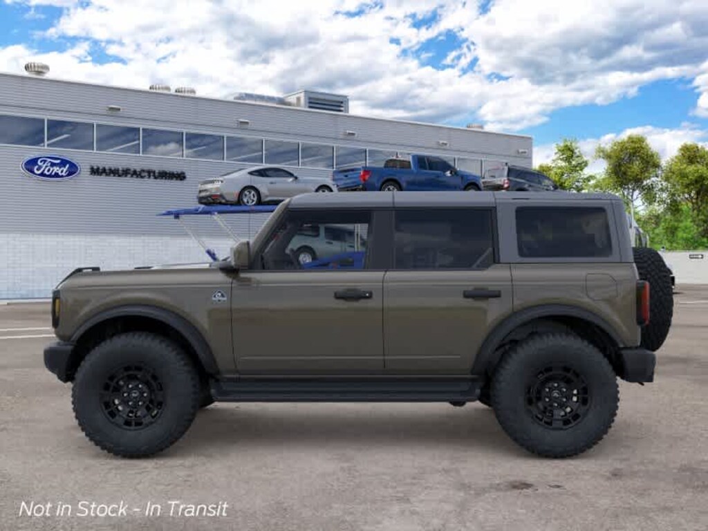 New 2026 Ford Bronco Outer Banks 4x4