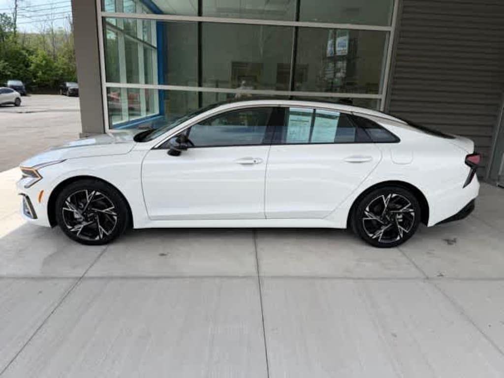 Used 2025 Kia K5