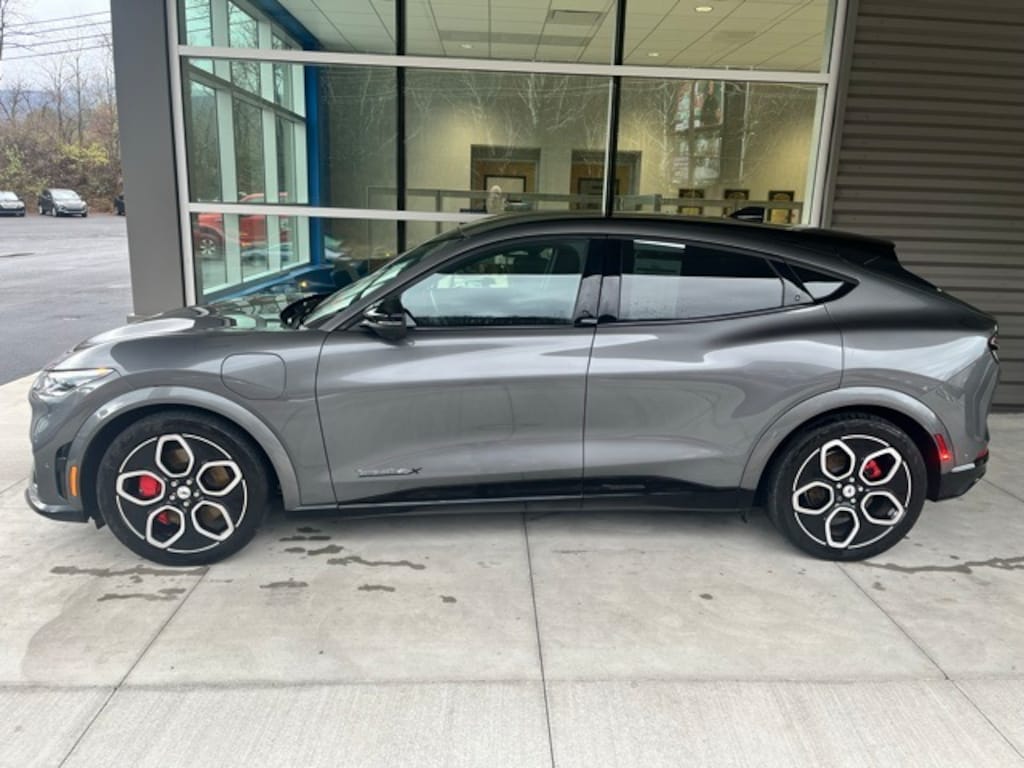 Used 2023 Ford Mustang Mach-E GT SUV