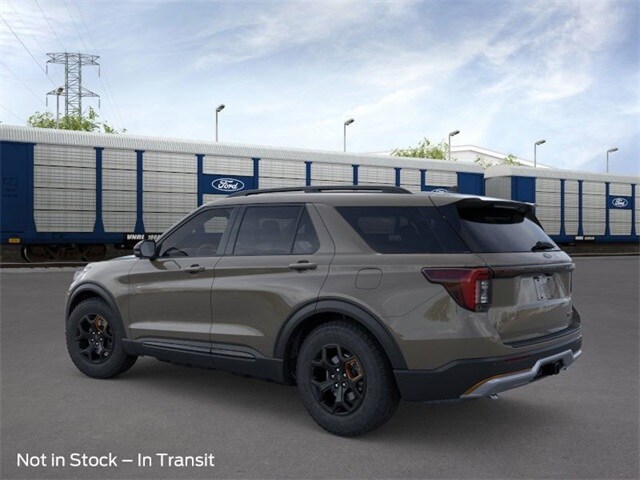 2026 Ford Explorer photo 2