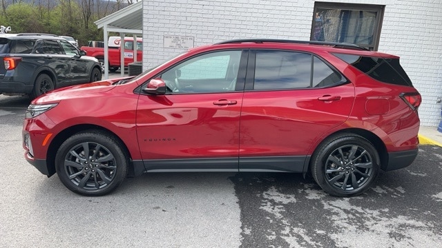 Used 2023 Chevrolet Equinox RS with VIN 3GNAXWEG1PL163527 for sale in Keyser, WV