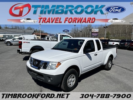 2010 Nissan Frontier XE Truck